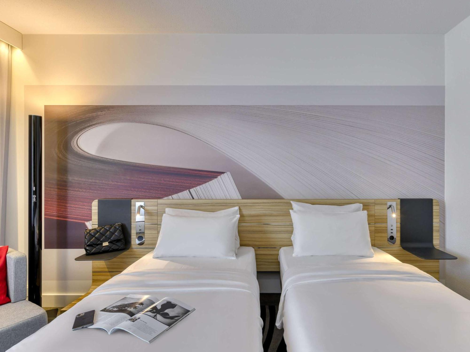 Отель Novotel Кёльн