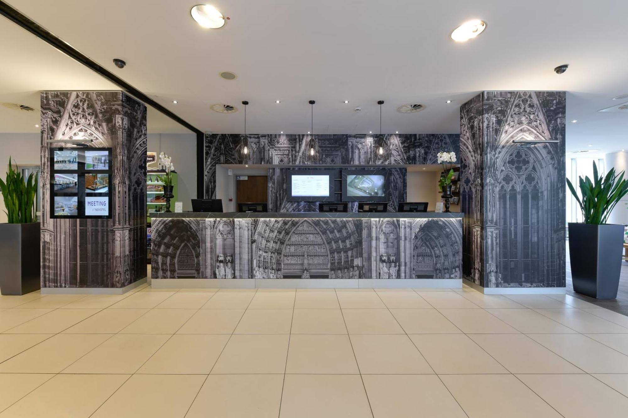 Novotel Отель Кёльн